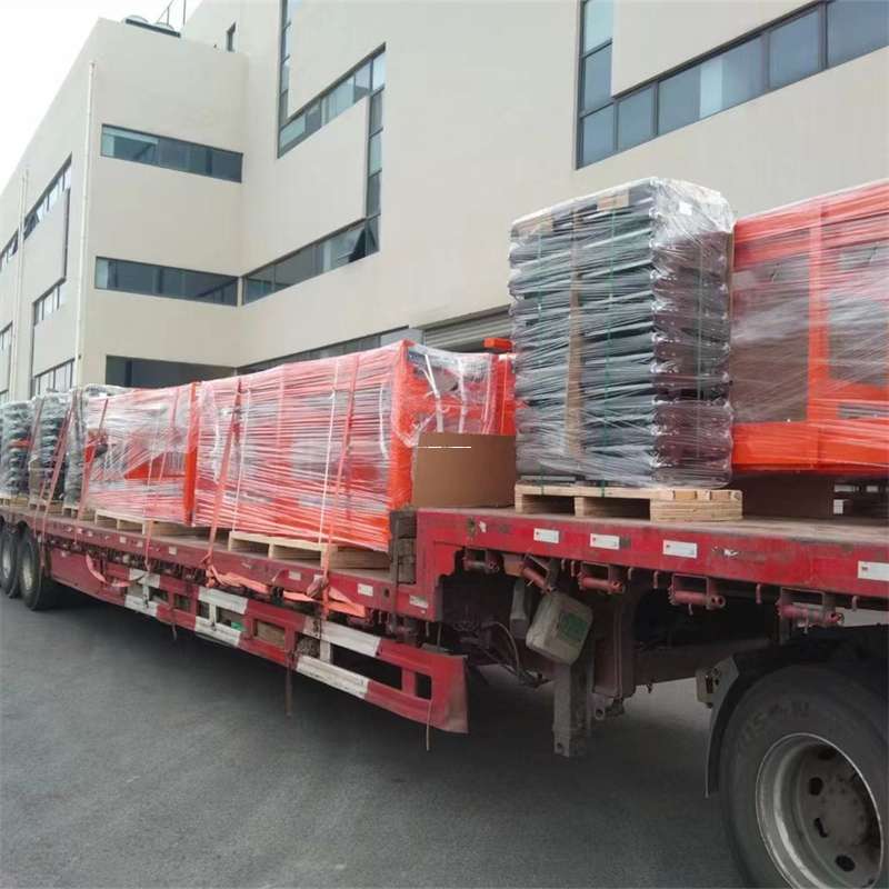 黑龙江双鸭山四方台到新疆伊犁霍城县物流公司黑龙江双鸭山四方台至新疆伊犁霍城县物流专线往返运输